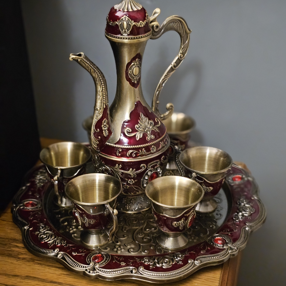Source Unknown Elegant Red and Pewter Look Tea Set